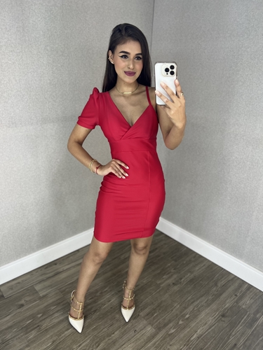 Vestido com alça e hot sale manga